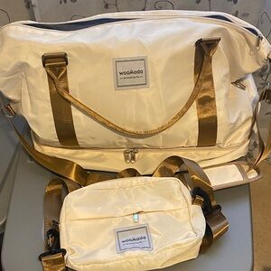 Woogada White and Gold Travel Bag Set